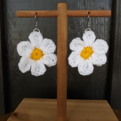 Daisy Flower Crochet Drop...